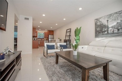 Beach Condo For Sale in Fort Lauderdale, Florida