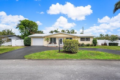 Beach Home For Sale in Lighthouse Point, Florida