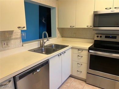 Beach Condo For Sale in Fort Myers, Florida