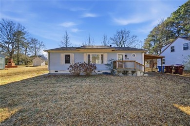 Beach Home For Sale in Chesapeake, Virginia