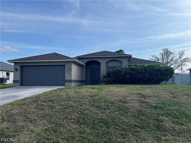 Home For Sale in Cape Coral image photo picture