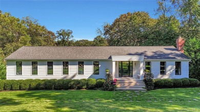 Beach Home For Sale in Huntington Bay, New York