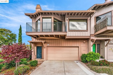 Beach Townhome/Townhouse Sale Pending in Oakland, California