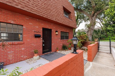 Beach Condo For Sale in Daytona Beach, Florida