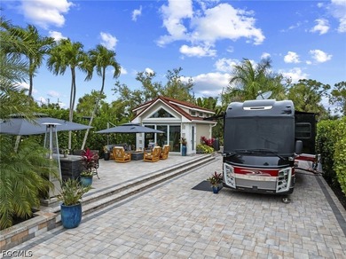 Beach Lot For Sale in Naples, Florida