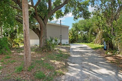 Beach Home For Sale in Tampa, Florida