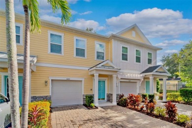 Beach Townhome/Townhouse Sale Pending in Dunedin, Florida