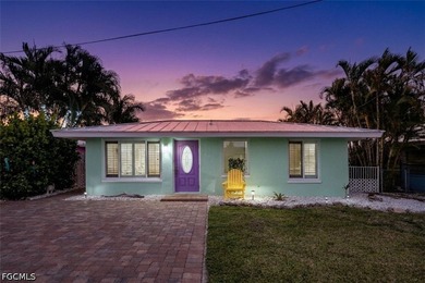 Beach Home For Sale in Matlacha, Florida