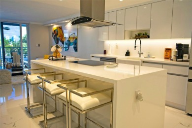 Beach Condo For Sale in North Miami Beach, Florida