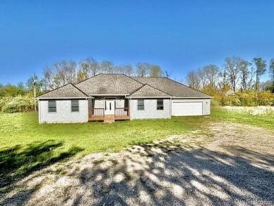Beach Home For Sale in Benton Harbor, Michigan