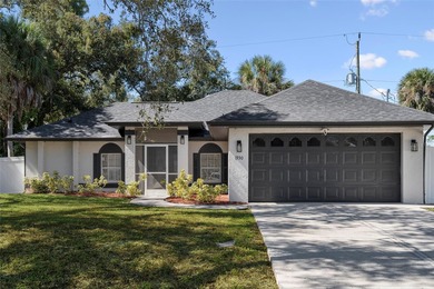 Beach Home For Sale in Venice, Florida