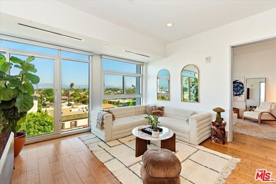Beach Condo For Sale in Marina Del Rey, California