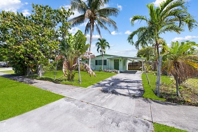 Beach Home Active Under Contract in Oakland Park, Florida