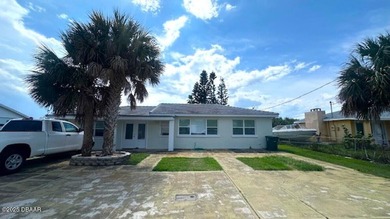 Beach Home For Sale in Daytona Beach, Florida