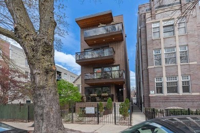 Beach Condo For Sale in Chicago, Illinois