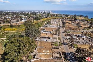 Beach Lot For Sale in Pacific Palisades, California