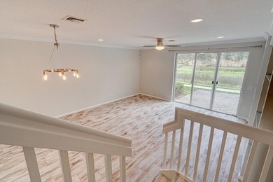 Beach Townhome/Townhouse For Sale in Greenacres, Florida