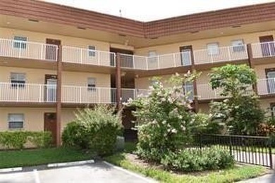 Beach Condo For Sale in Sunrise, Florida