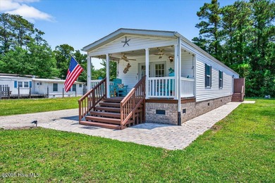 Beach Home For Sale in Oak Island, North Carolina