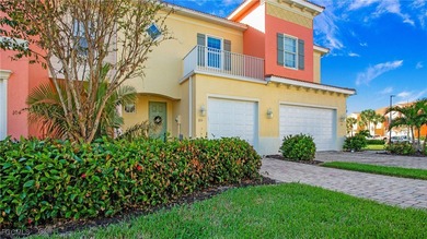 Beach Townhome/Townhouse For Sale in Fort Myers, Florida