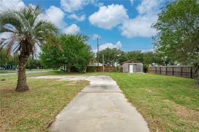 Beach Lot For Sale in Rockport, Texas