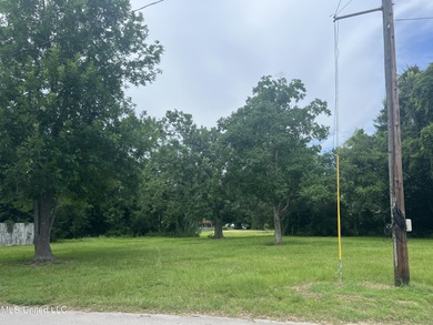 Beach Lot For Sale in Biloxi, Mississippi