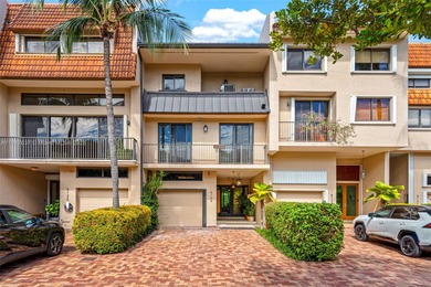 Beach Townhome/Townhouse For Sale in Palmetto Bay, Florida