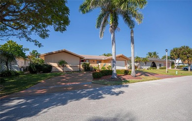 Beach Home For Sale in Punta Gorda, Florida