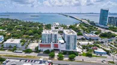 Beach Condo For Sale in Miami, Florida