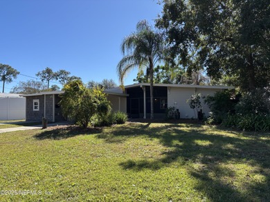 Beach Home Active Under Contract in Jacksonville, Florida