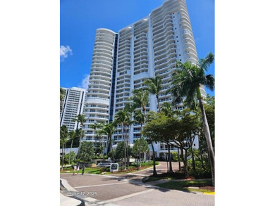 Beach Condo For Sale in Aventura, Florida