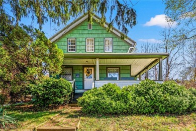 Beach Home For Sale in Ashtabula, Ohio