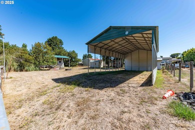 Beach Lot For Sale in Lakeside, Oregon