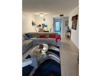 Beach Condo For Sale in Sunrise, Florida