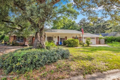 Beach Home For Sale in Biloxi, Mississippi