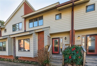 Beach Condo For Sale in Virginia Beach, Virginia