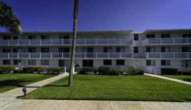 Beach Condo For Sale in Cocoa Beach, Florida