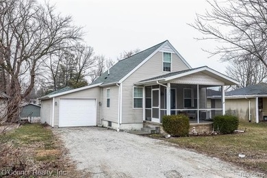 Beach Home For Sale in Lexington, Michigan