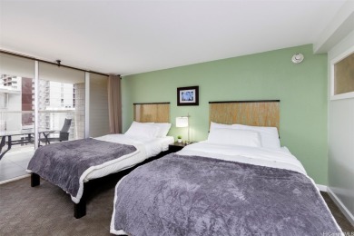 Beach Condo For Sale in Honolulu, Hawaii