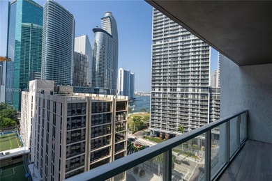 Beach Condo For Sale in Miami, Florida