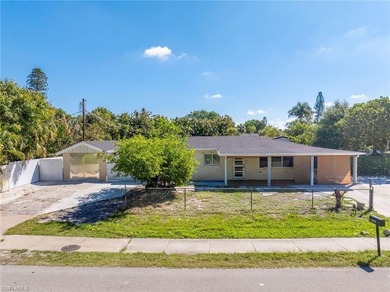 Beach Home For Sale in Naples, Florida