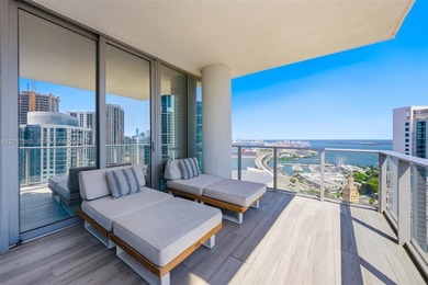 Beach Condo For Sale in Miami, Florida