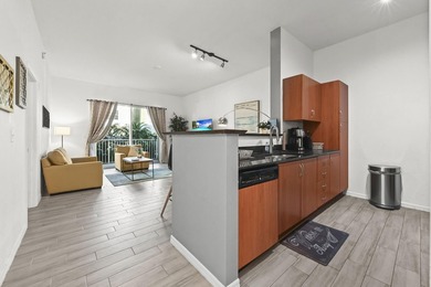 Beach Condo For Sale in Lantana, Florida