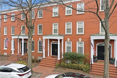 Beach Townhome/Townhouse For Sale in Norfolk, Virginia