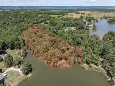 Beach Lot Sale Pending in Gloucester, Virginia