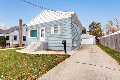 Beach Home For Sale in Two Rivers, Wisconsin