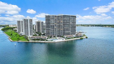 Beach Condo For Sale in North Palm Beach, Florida