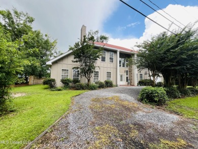 Beach Home For Sale in Waveland, Mississippi