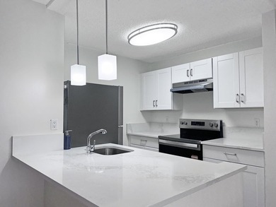 Beach Condo Sale Pending in Boynton Beach, Florida