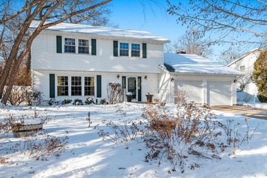 Beach Home For Sale in Green Bay, Wisconsin